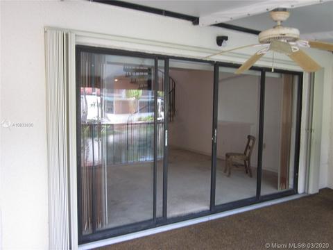 7001 Greentree Ln, Miami Lakes, FL 33014 photo 17