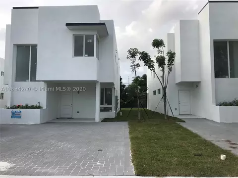 183 E 16th St, Hialeah, FL 33010 photo 2