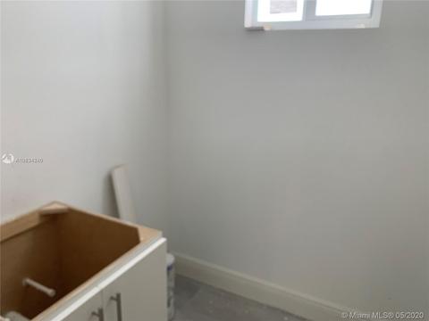 183 E 16th St, Hialeah, FL 33010 photo 7