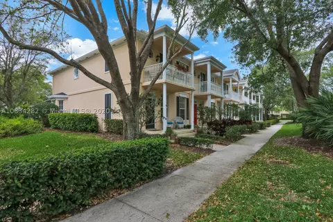 155 Radcliffe Ct, Jupiter, FL 33458 photo 2