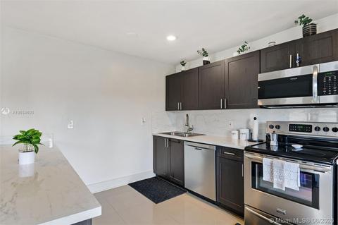 601 SW 56th Ave, Margate, FL 33068 photo 2