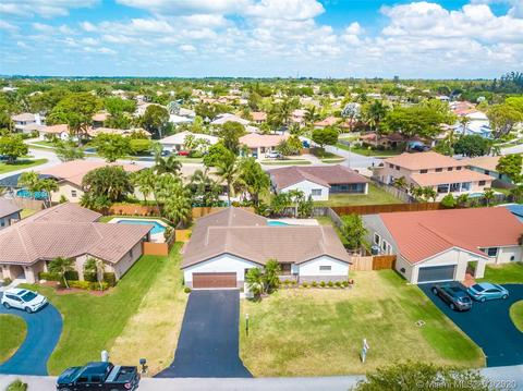 15111 Windbluff St, Davie, FL 33331 photo 17