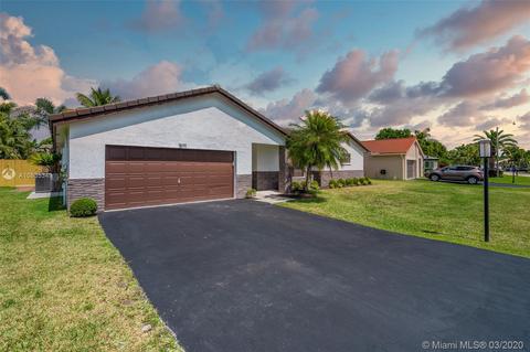 15111 Windbluff St, Davie, FL 33331 photo 1