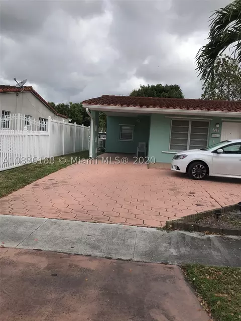 741 E 54th St, Hialeah, FL 33013 photo 2