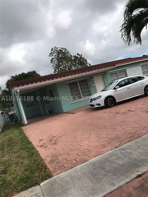 741 E 54th St, Hialeah, FL 33013 photo 4