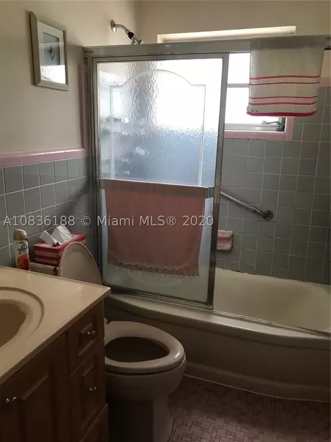 741 E 54th St, Hialeah, FL 33013 photo 9