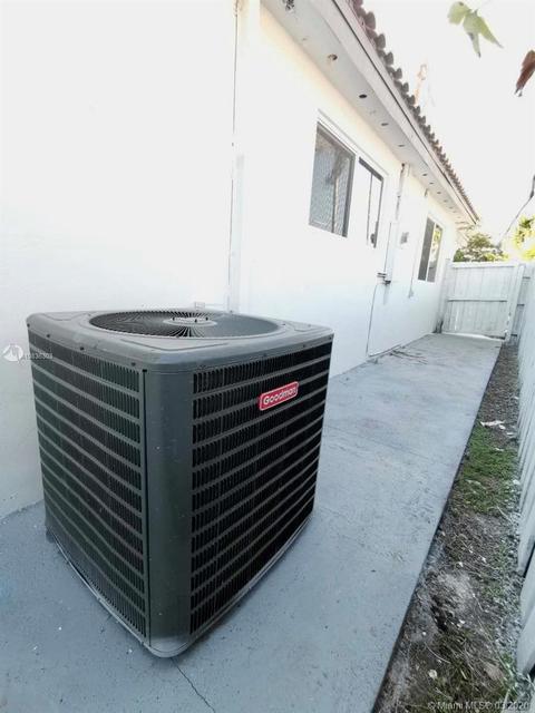 617 SE 4th Pl, Hialeah, FL 33010 photo 26