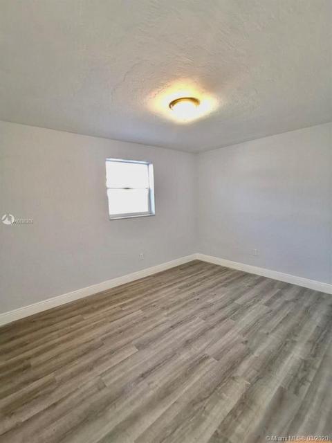 617 SE 4th Pl, Hialeah, FL 33010 photo 19