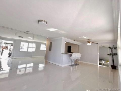 617 SE 4th Pl, Hialeah, FL 33010 photo 10