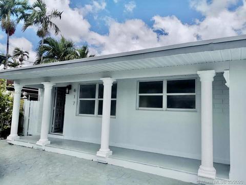 617 SE 4th Pl, Hialeah, FL 33010 photo 27