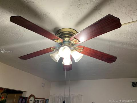 Undisclosed, Hialeah, FL 33012 photo 7