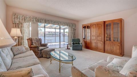 14740 Balgowan Rd, Miami Lakes, FL 33016 photo 12