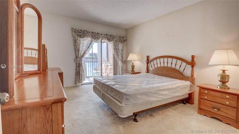 14740 Balgowan Rd, Miami Lakes, FL 33016 photo 22