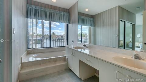 14740 Balgowan Rd, Miami Lakes, FL 33016 photo 20