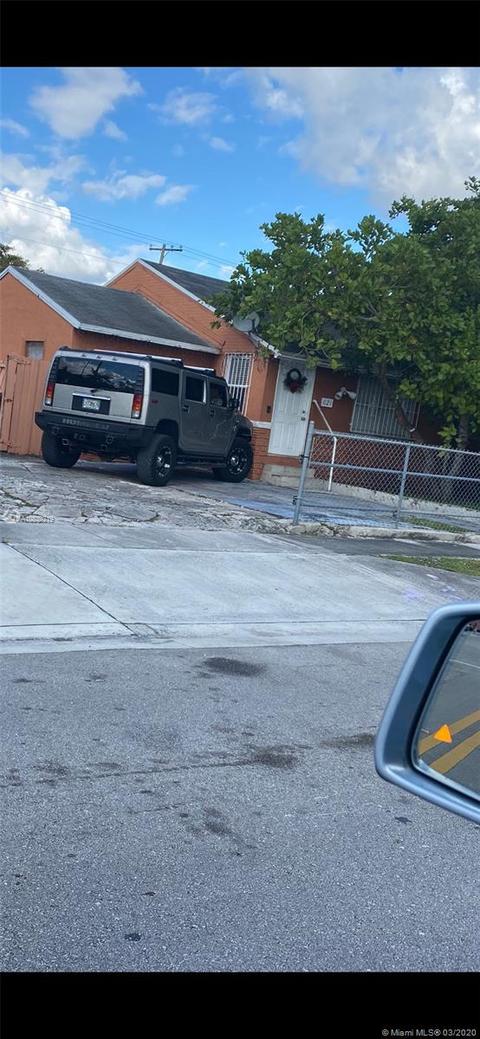 621 E 8th St, Hialeah, FL 33010 photo 2