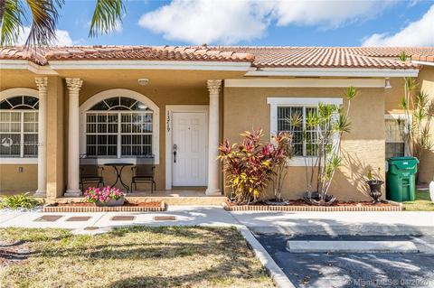 Undisclosed, Miami, FL 33177 photo 11