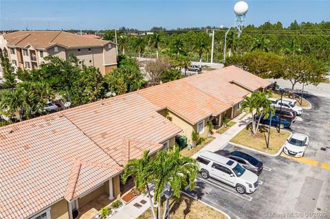 Undisclosed, Miami, FL 33177 photo 2