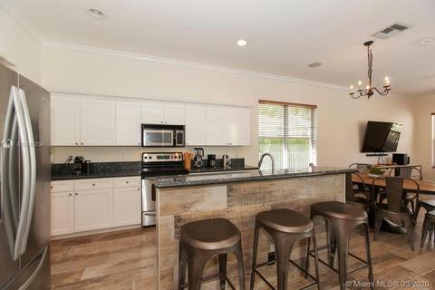 1941 Harbor View Cir, Weston, FL 33327 photo 15