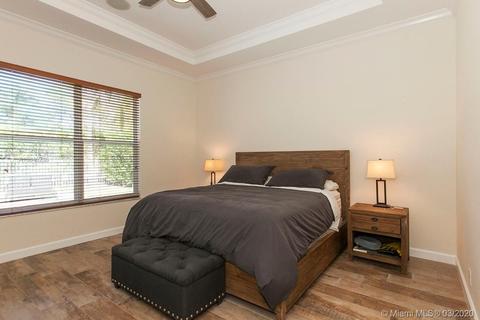 1941 Harbor View Cir, Weston, FL 33327 photo 23