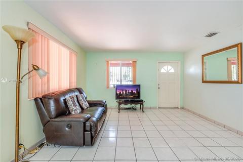 88 W 44th St, Hialeah, FL 33012 photo 2