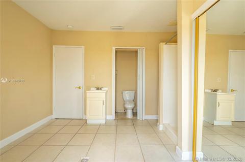 535 E 44th St, Hialeah, FL 33013 photo 29