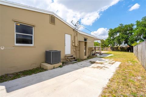 535 E 44th St, Hialeah, FL 33013 photo 31