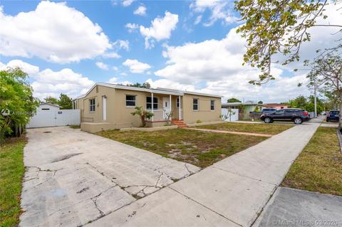 535 E 44th St, Hialeah, FL 33013 photo 2
