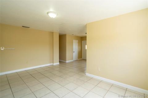 535 E 44th St, Hialeah, FL 33013 photo 21