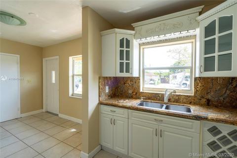 535 E 44th St, Hialeah, FL 33013 photo 20