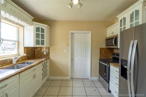 535 E 44th St, Hialeah, FL 33013 photo 19