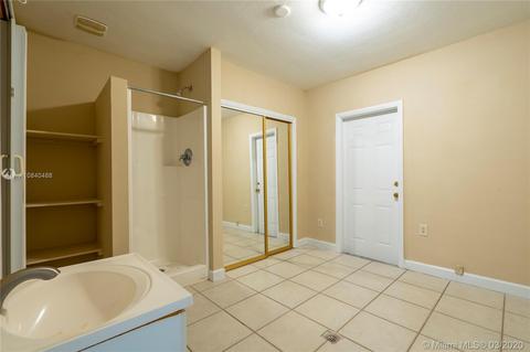 535 E 44th St, Hialeah, FL 33013 photo 28
