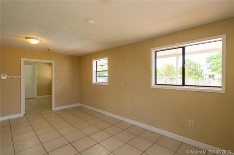 535 E 44th St, Hialeah, FL 33013 photo 26