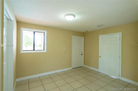 535 E 44th St, Hialeah, FL 33013 photo 24