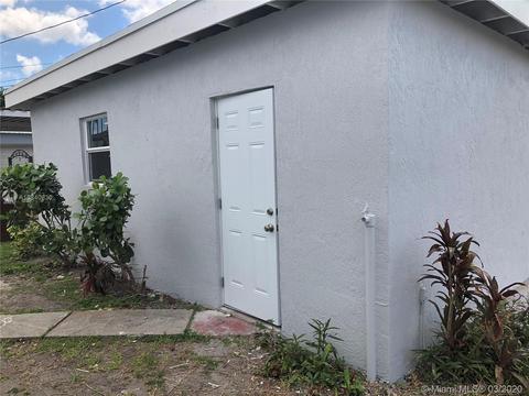 561 SE 7th Ave, Hialeah, FL 33010 photo 24