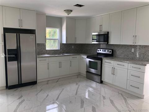 561 SE 7th Ave, Hialeah, FL 33010 photo 8