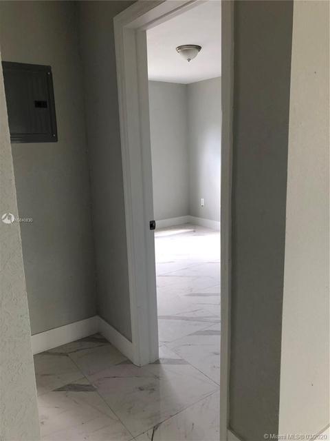 561 SE 7th Ave, Hialeah, FL 33010 photo 14