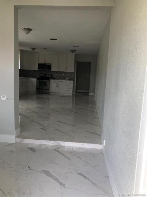 561 SE 7th Ave, Hialeah, FL 33010 photo 5