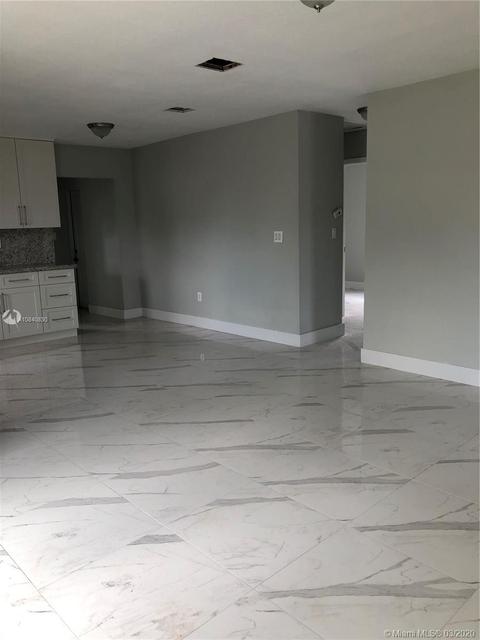 561 SE 7th Ave, Hialeah, FL 33010 photo 13