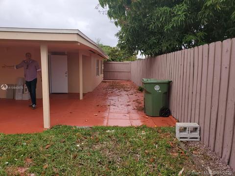 1001 E 6th Ct, Hialeah, FL 33010 photo 18