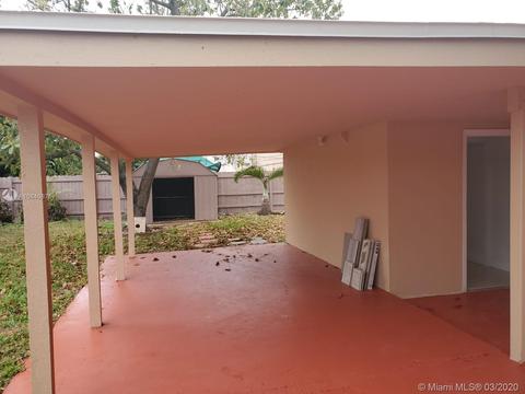 1001 E 6th Ct, Hialeah, FL 33010 photo 17