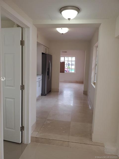 1001 E 6th Ct, Hialeah, FL 33010 photo 11