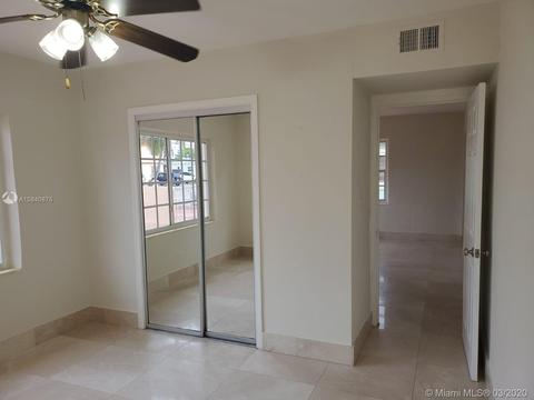 1001 E 6th Ct, Hialeah, FL 33010 photo 7