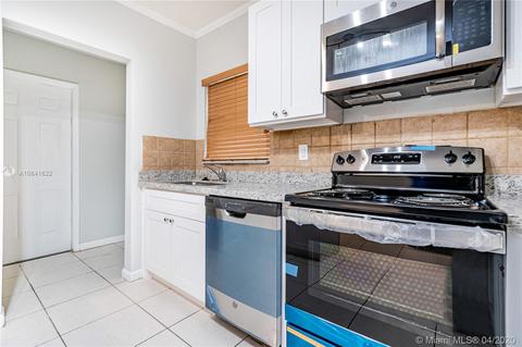 618 W 65th Dr, Hialeah, FL 33012 photo 17