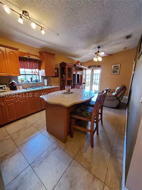 Undisclosed, Hialeah, FL 33016 photo 6