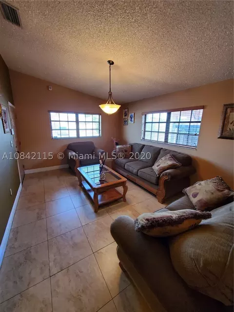 Undisclosed, Hialeah, FL 33016 photo 5