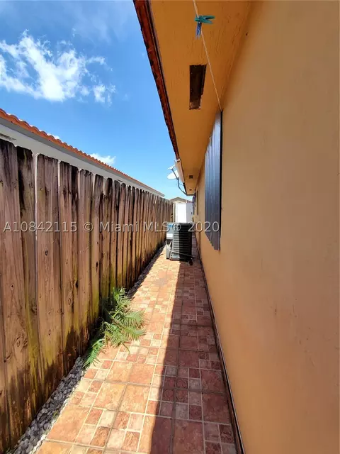 Undisclosed, Hialeah, FL 33016 photo 3