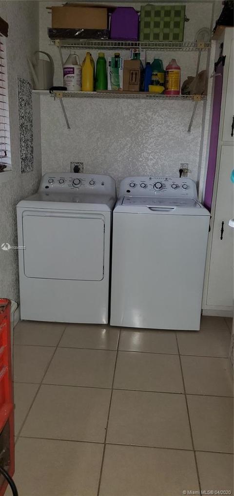 6865 W 2nd Ct, Hialeah, FL 33014 photo 9