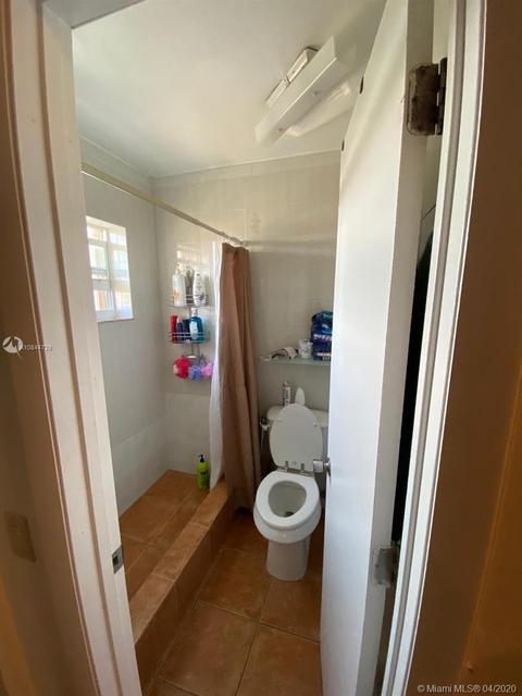 460 E 23rd St #307, Hialeah, FL 33013 photo 13