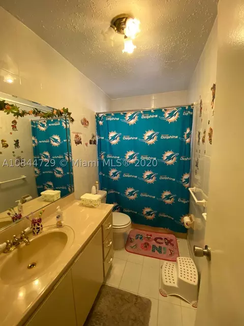 460 E 23rd St #307, Hialeah, FL 33013 photo 23