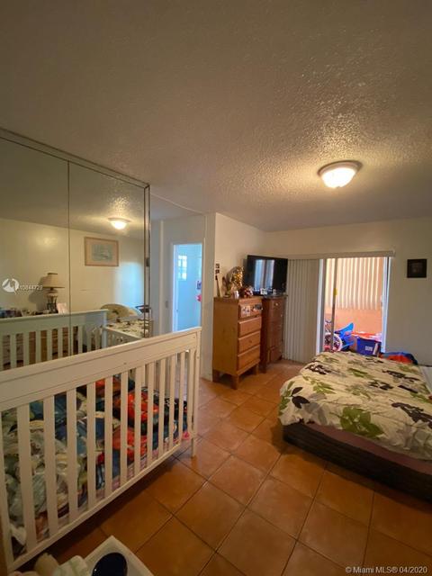 460 E 23rd St #307, Hialeah, FL 33013 photo 16